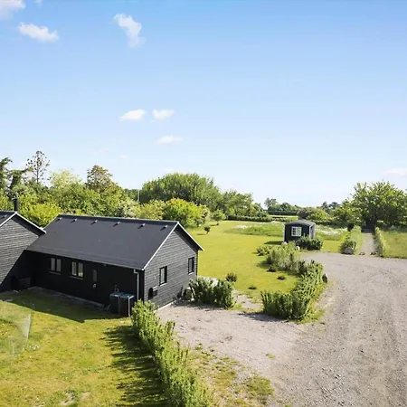 Semesterbostad 6798-allinge-aeblebakken-9