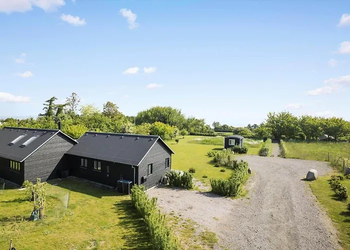 Semesterbostad 6798-allinge-aeblebakken-9