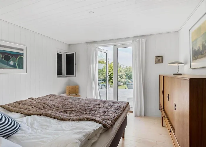 Semesterbostad 6798-allinge-aeblebakken-9 *