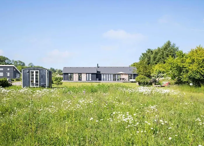 6798-allinge-aeblebakken-9 *